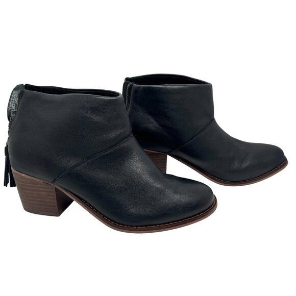 TOMS BLACK LEATHER HEEL ANKLE BOOTS 6.5 WOMENS BACK  ZIP TASSEL BOOTIES WOOD HEE - Picture 1 of 16